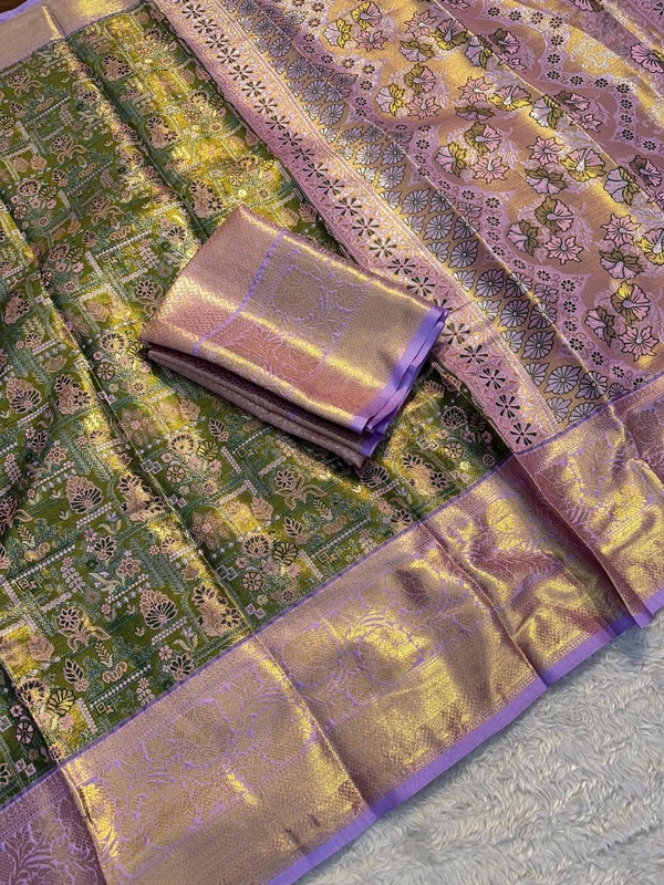 W33001 1 Gm Gold Zari Weaving Kanjivaram Silk Saree  - Levender