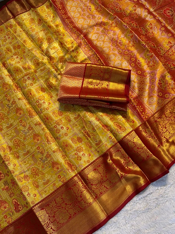 W33001 1 Gm Gold Zari Weaving Kanjivaram Silk Saree  - Red