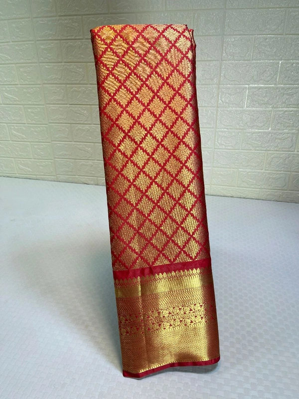 B06026 Kanjivaram Weight Pattu Saree