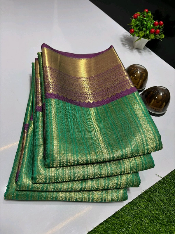 B11006 Semi Pure Kanjivaram Soft Silk Saree