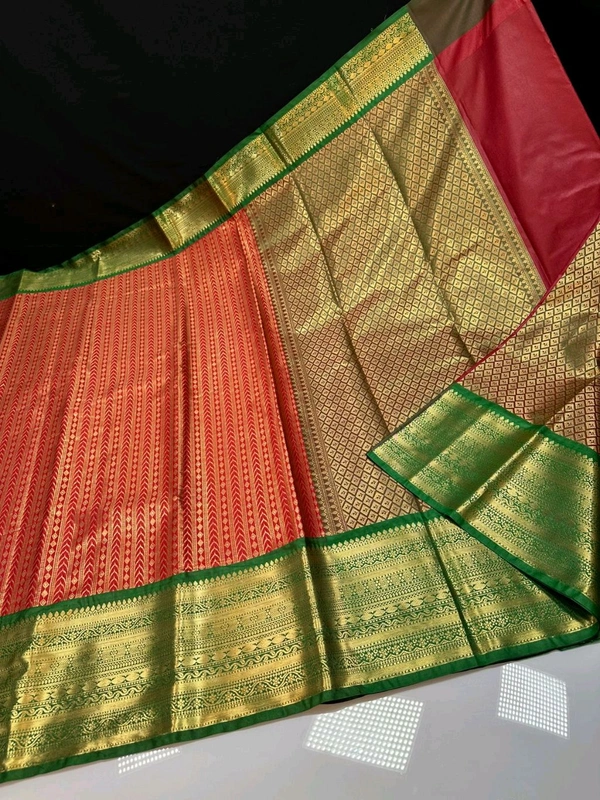 B06079 Semi Kanjivaram Soft Silk Saree