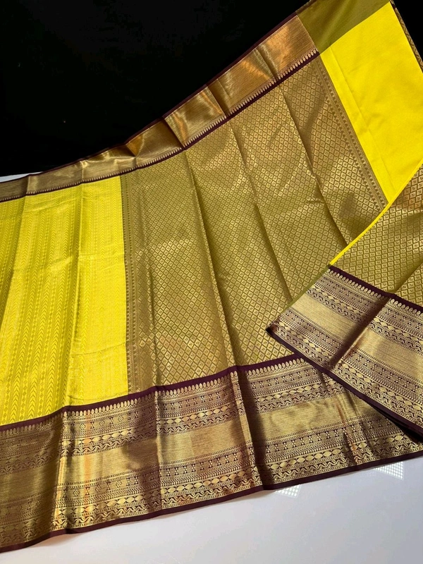 B06080 Semi Kanjivaram Soft Silk Saree