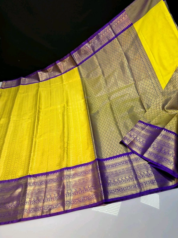 B06082 Semi Kanjivaram Soft Silk Saree