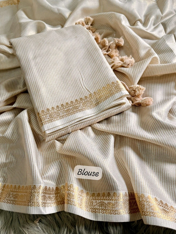 W03005 Onam Special Kasavu Saree