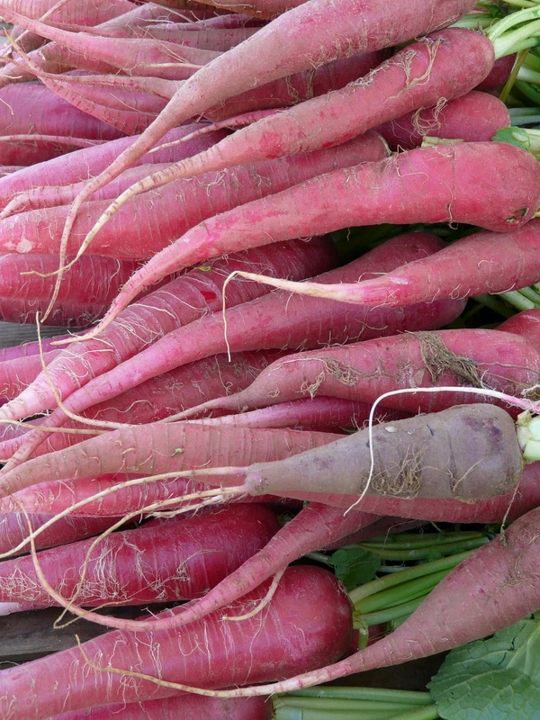 Desi Carrot (Gajar) red - 500 gm