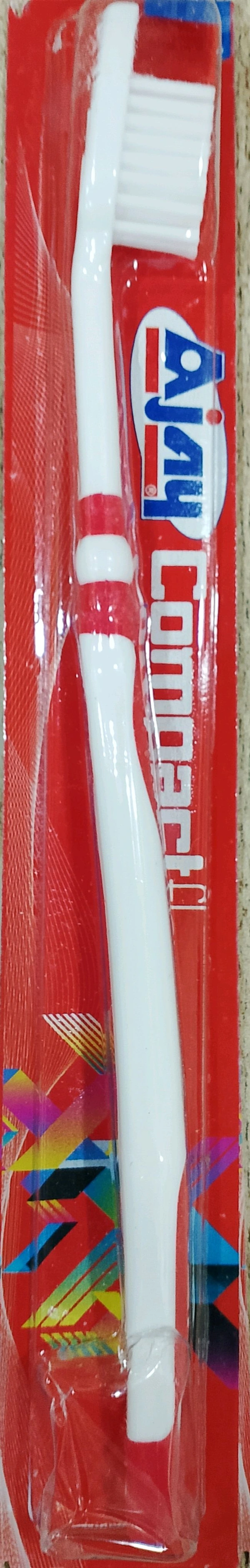 Ajay Compact Brush 