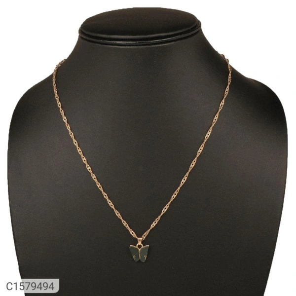 Vembley Mariposa Necklace  - Black 