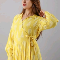 Women Anarkali Kurta - Yellow , XL