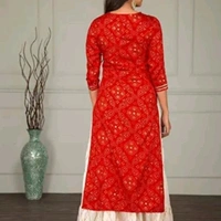 Attractive Women Kurta Set - M