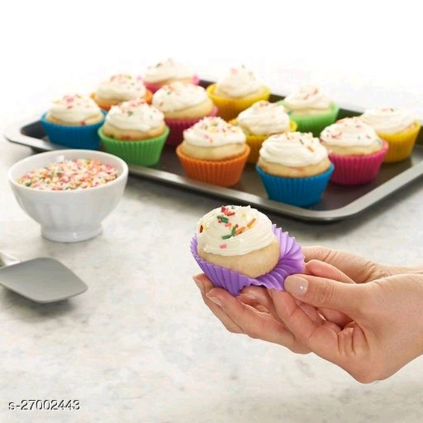  Baking Mould
Silicone 12 Pieces Round Moulds For Muffins/Cupcake/Jelly/Cake ( Made In India - yes, random, 2-3 days, yes