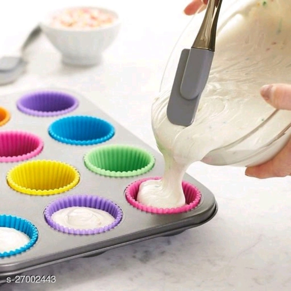  Baking Mould
Silicone 12 Pieces Round Moulds For Muffins/Cupcake/Jelly/Cake ( Made In India - yes, random, 2-3 days, yes