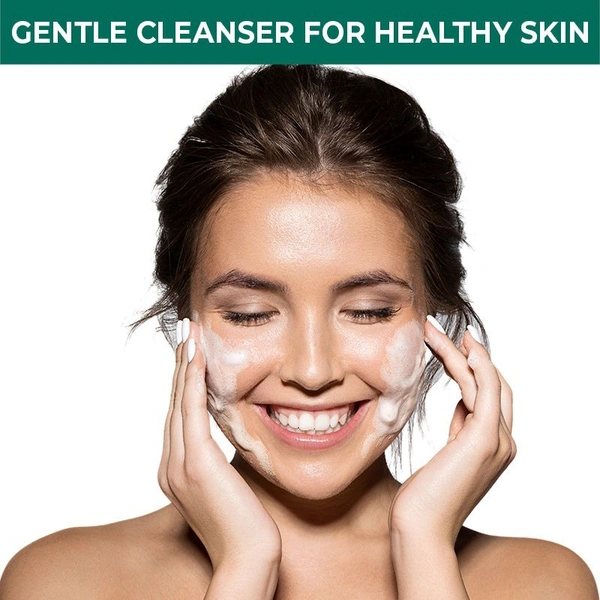NYKAA Nykaa Naturals Tea Tree & Neem Purifying Face Wash for Acne