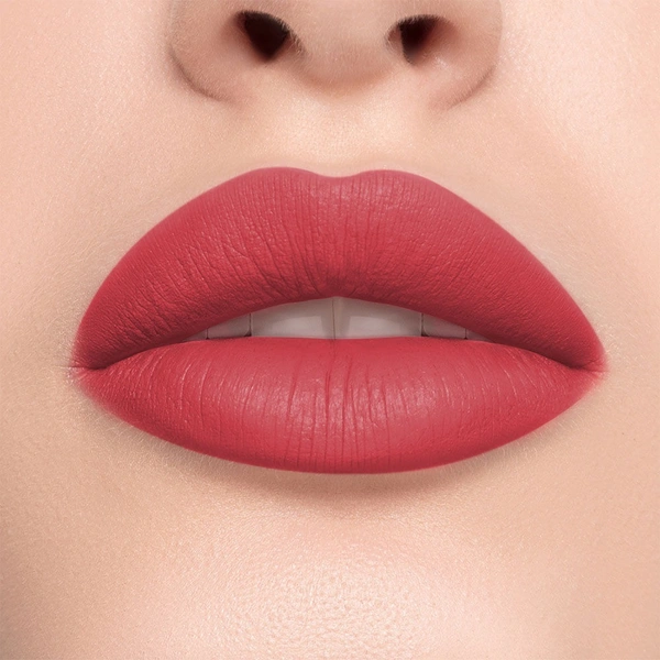COLORBAR POWERKISS VEGAN MATTE LIPCOLOR (Charmer) (Pink, 5 ml)