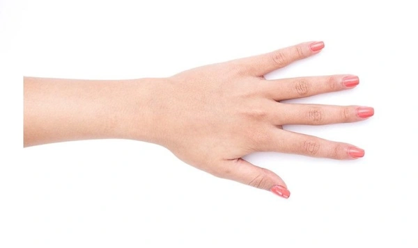 NYKAA Nykaa Nail Enamel Polish - Strawberries n Cream 43