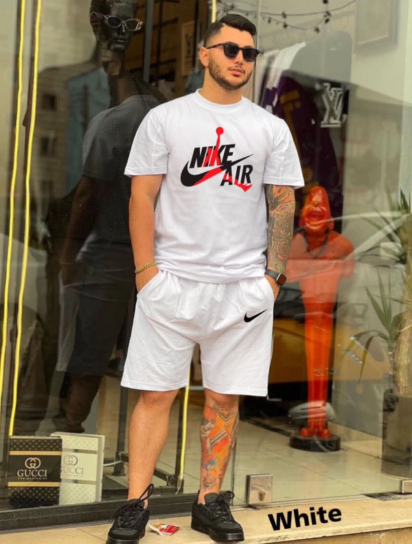 Nike NIKE AIR - White, L