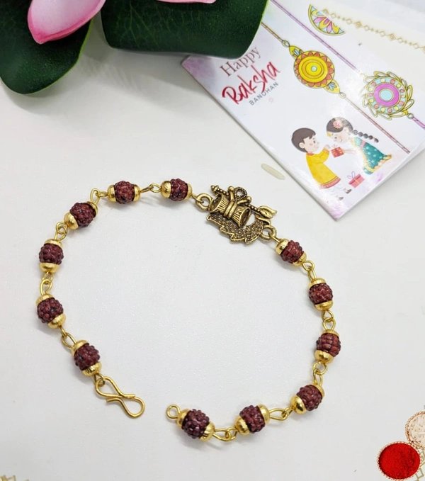 Peekalo Designer Rakhi (Set of 1)