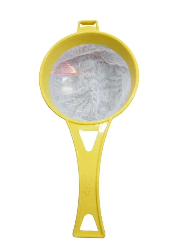 Ruby  Tea Strainer No 6