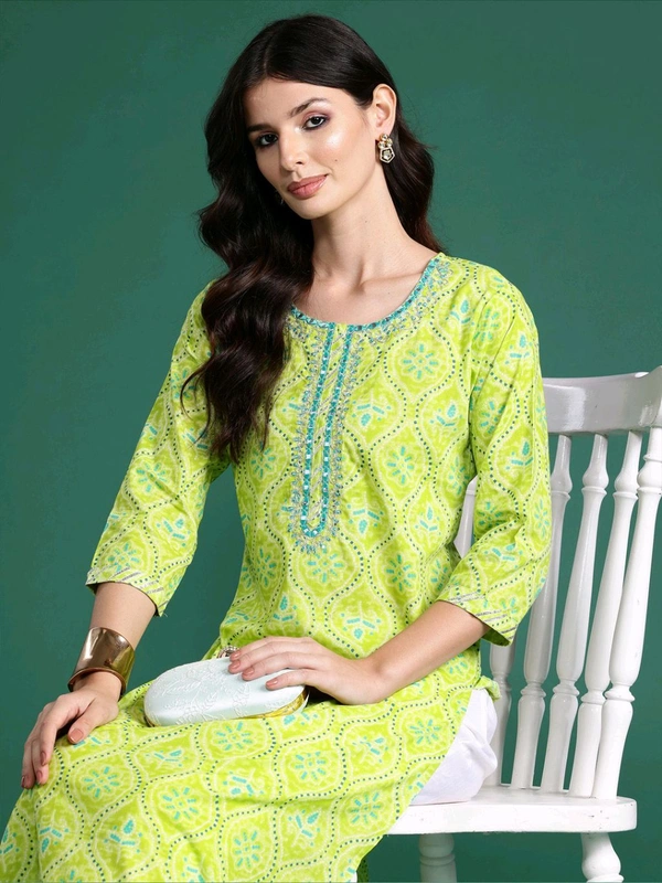 Kurti  - M