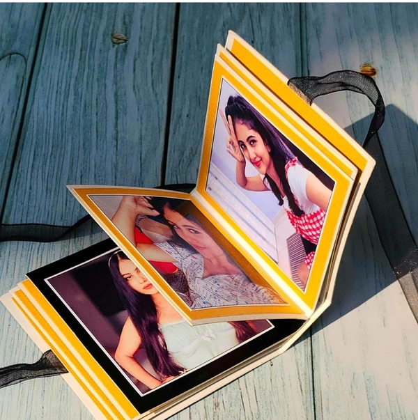 Mini Scrapbook Album with Photo Customization - White, 4 x 4 inch