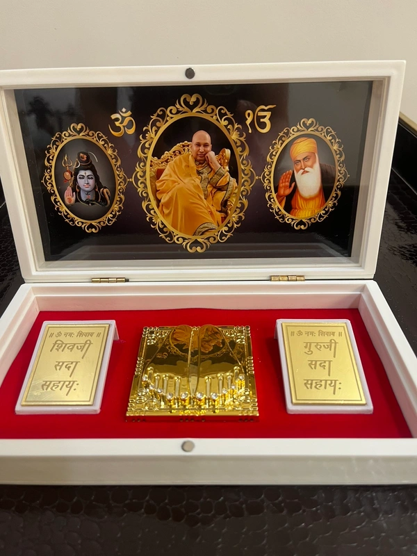 Jai Guruji Big Charan Box