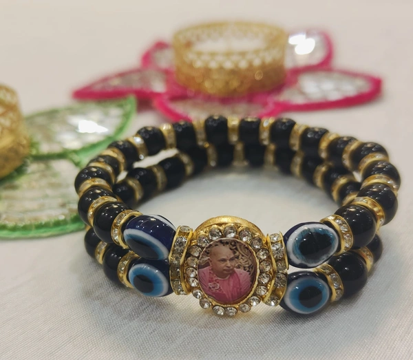 Jai Guruji Black Evil Eye Bracelet  - Black, Free Size