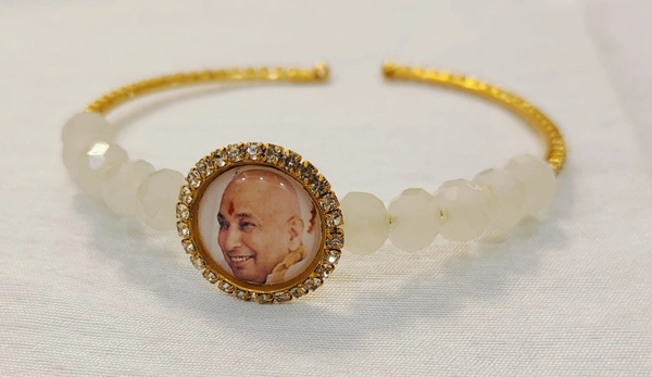 Jai Guruji Openable Bangle Bracelet Random Colour Single Piece - Free Size