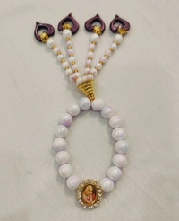 Guruji Bracelet With Hanging Single Piece - White, Free Size