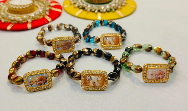 Guruji Dual Colour Bracelet Single Piece