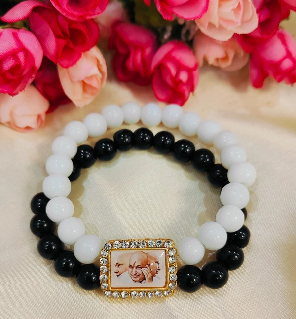 Guruji Bracelet  - Black, Free Size