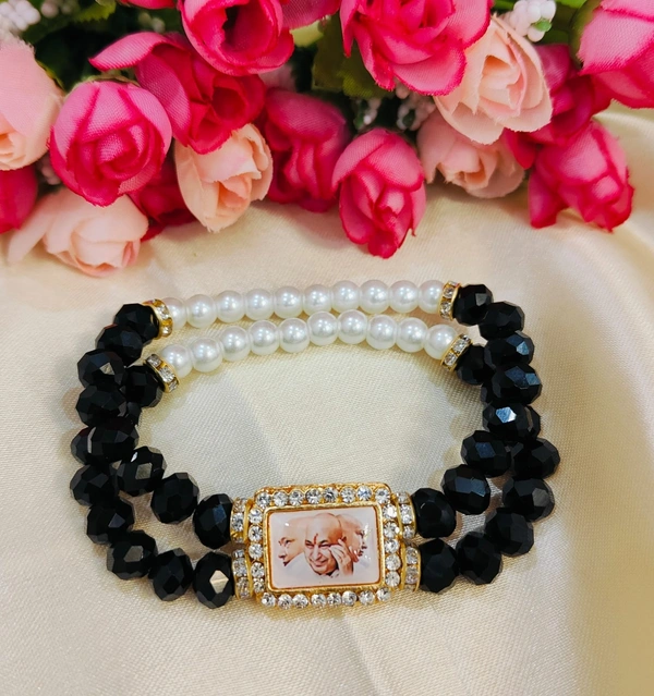 Guruji Bracelet  - Black, Free Size