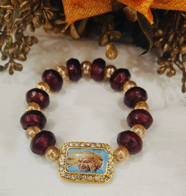 Jai Guruji Monalisa  Bracelet  - Maroon, Free Size