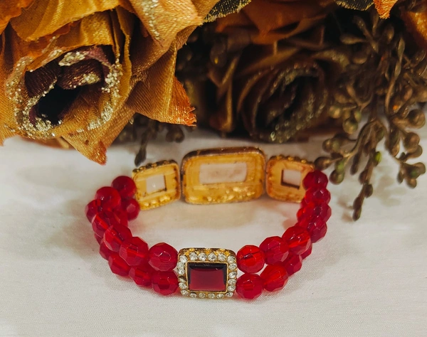 Jai Guruji Bracelet  - Red, Free Size