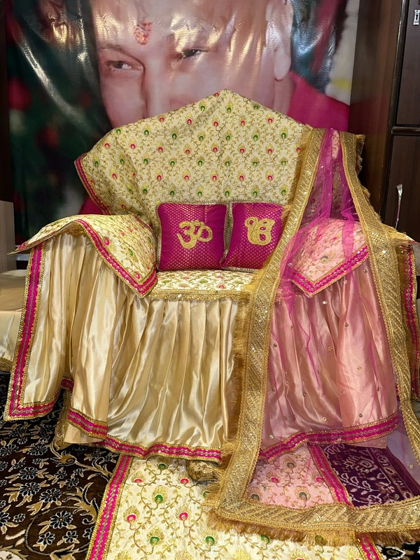Jai Guruji 16 Pcs Chola Set