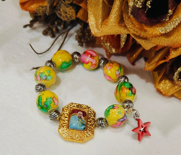 Jai Guruji Star Charm Bracelet  - Free Size, Yellow