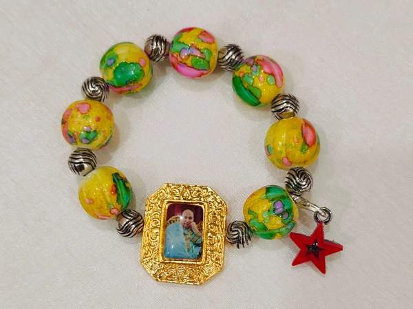 Jai Guruji Star Charm Bracelet  - Free Size, Yellow