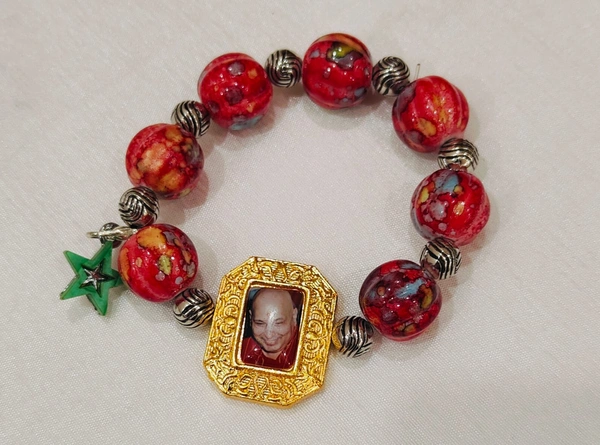 Jai Guruji Star Charm Bracelet  - Red, Free Size
