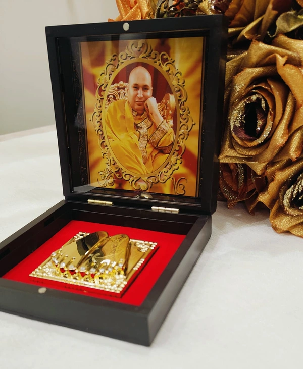 Jai Guruji Charan Box