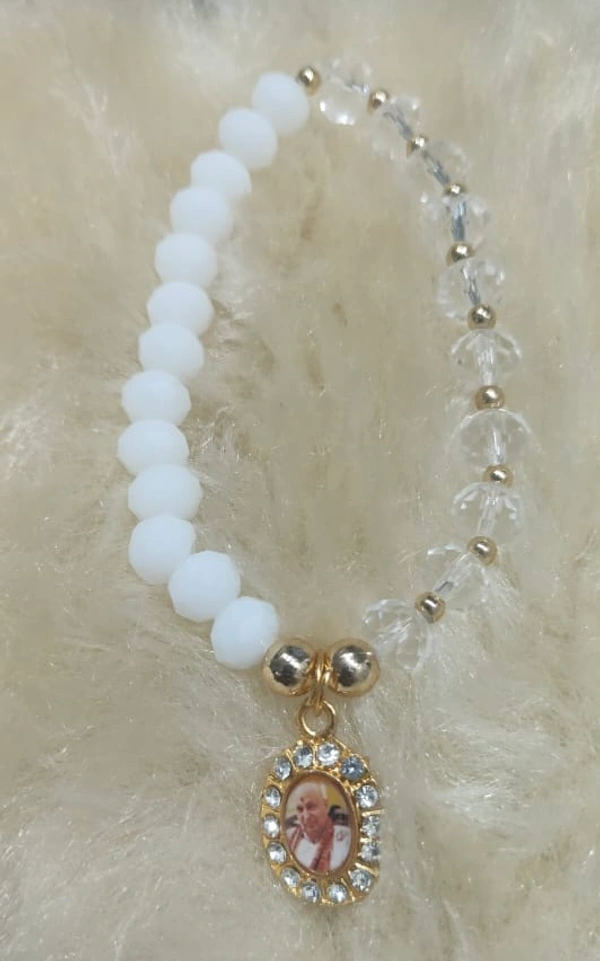Pack Of 100 Pcs Bracelets  - Free Size