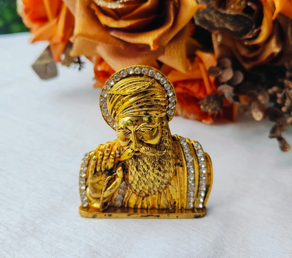 Guru Nanak Statue - Gold