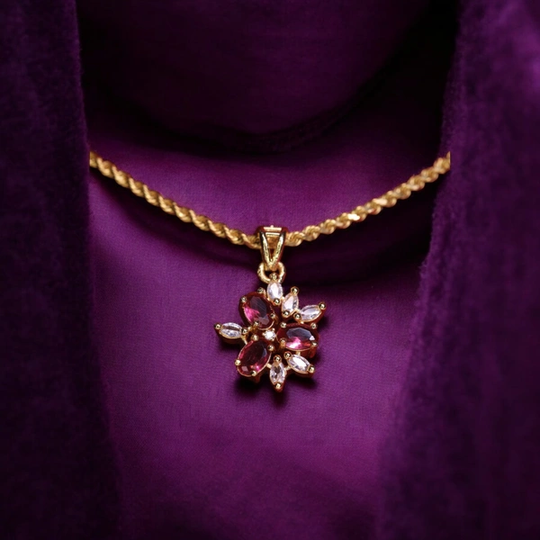 THE SUNITA PENDANT