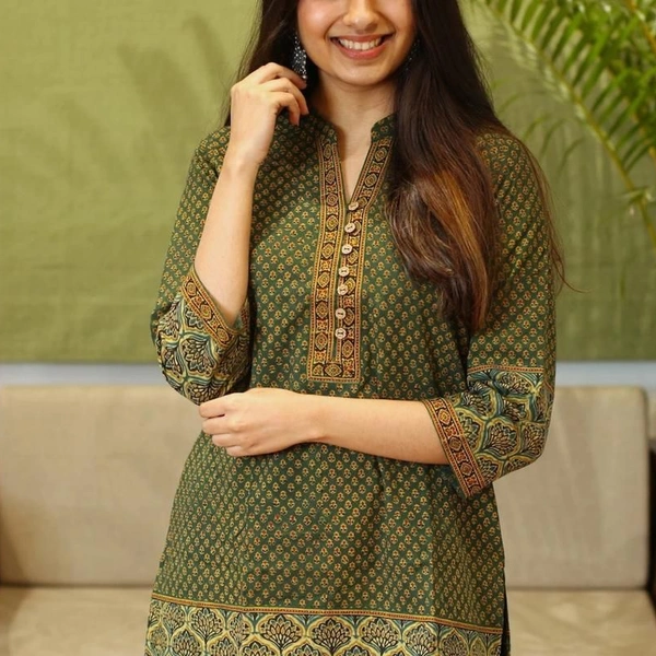 SM READYMADE GARMENT NEW LAUNCHING COTTON WESTERN B - Green, Size :- M (38)L. (40)Xl. (42)Xxl. (44)