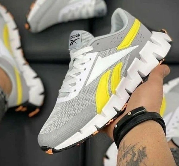 REEBOK 5@ - Yellow, 10