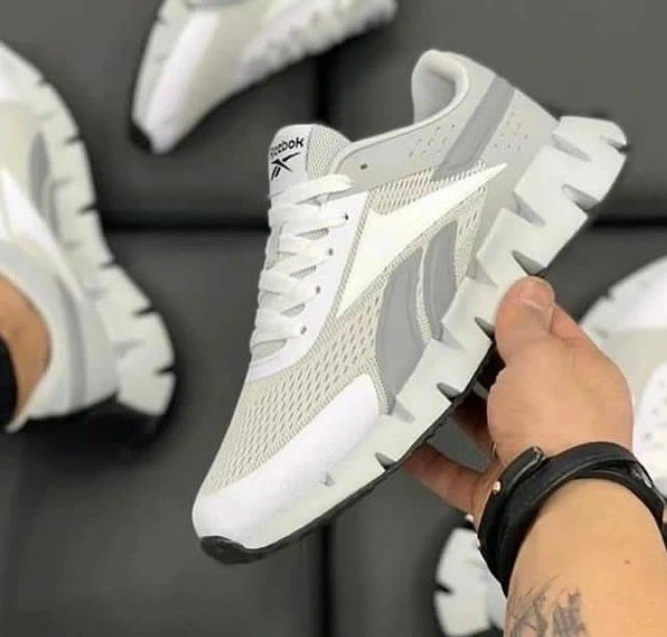 REEBOK 5@ White  - White, 7