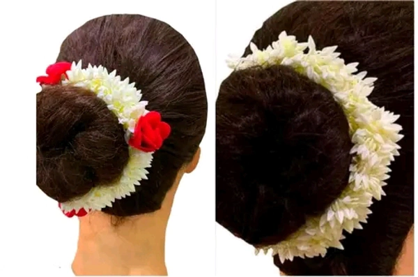 Essential Women Women Gajra/Floral Hair Accessories*