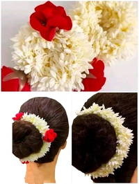 Essential Women Women Gajra/Floral Hair Accessories*