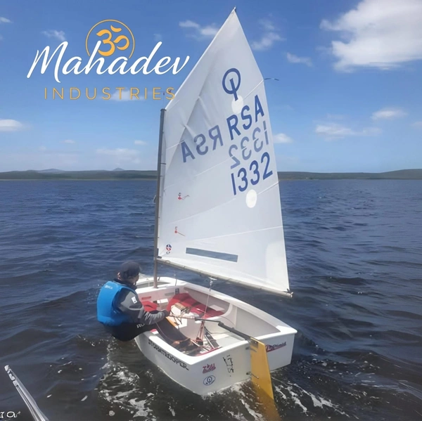DAFMAN OPTIMISIT ORIENTAL SAILING BOAT