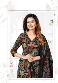 Minu Fashion MINU EXCLUSIVE-02