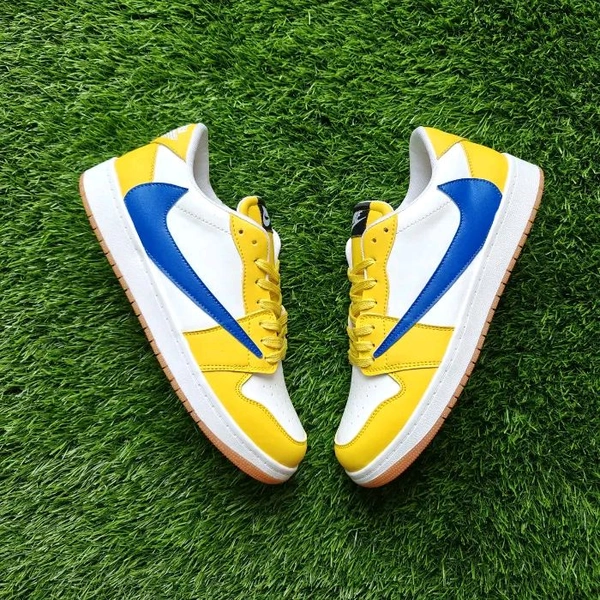Travis Scott "Canary" - UK 8