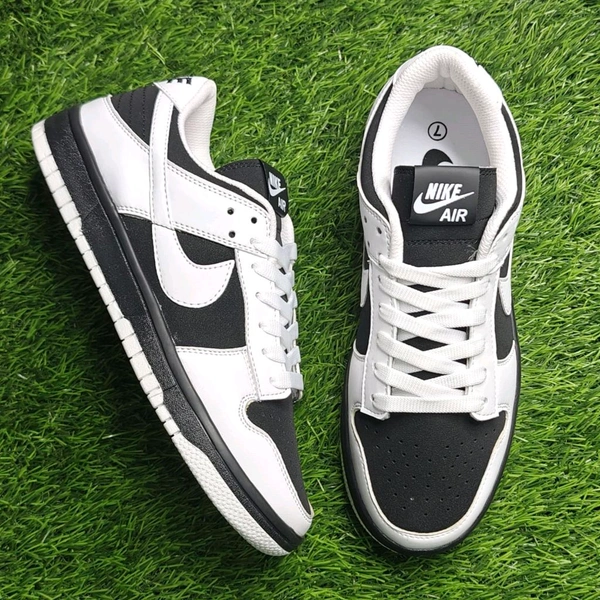 Low Dunk "Reverse Panda" - 6