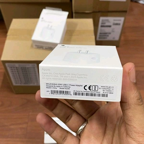 IPhone 20W Charging Adapter With 6 Months Warranty